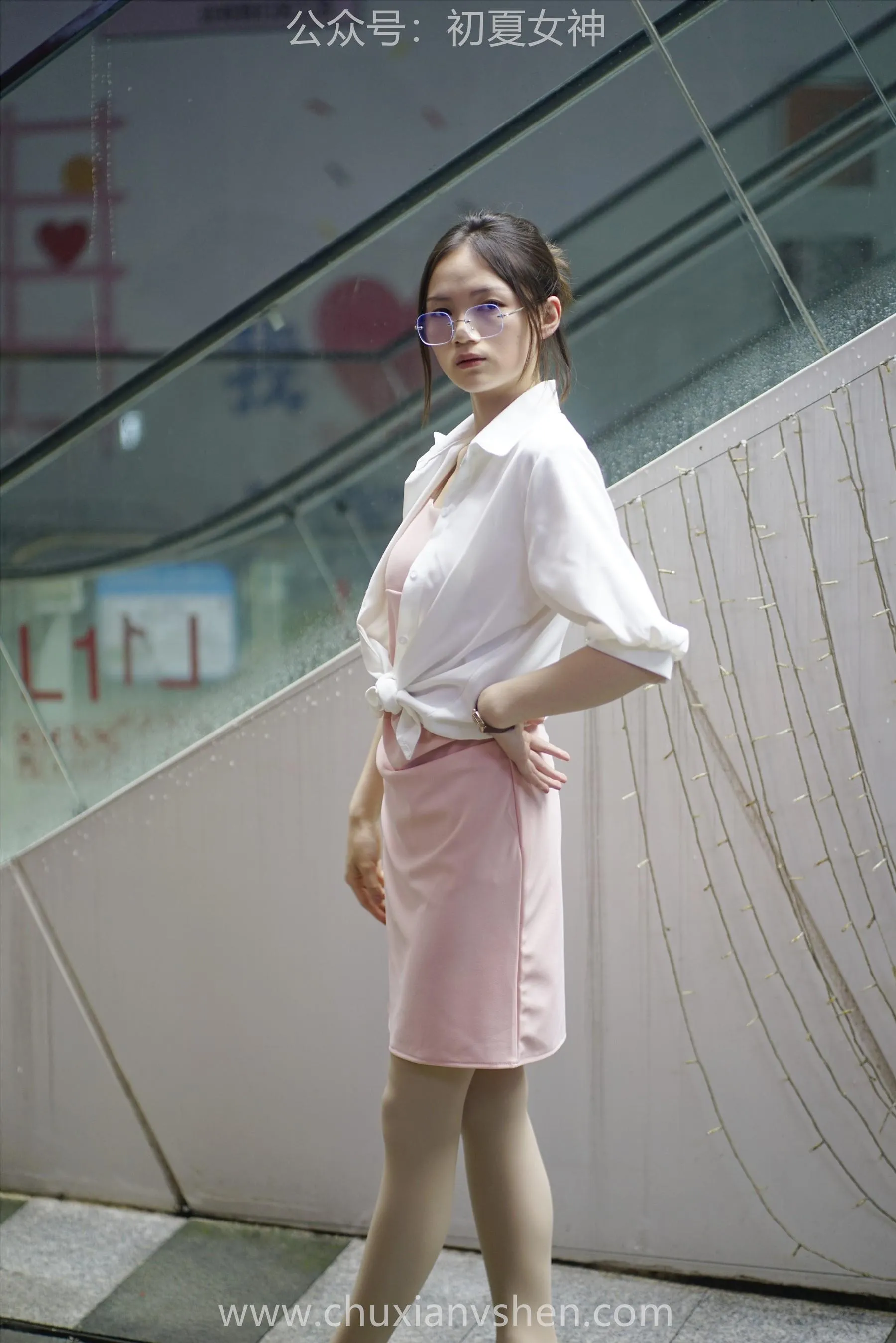 初夏女神 NO.066 大发 周末兼职 [226P]插图9